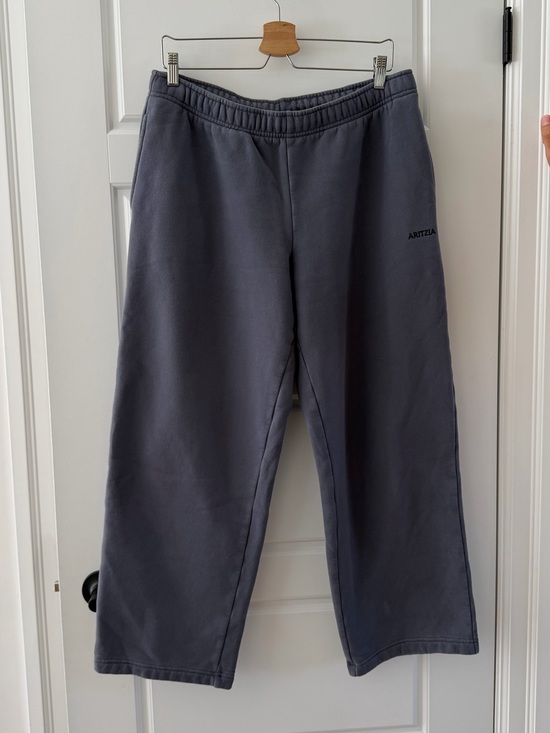 Aritzia Pants - Aritzia Mega Sweatpants